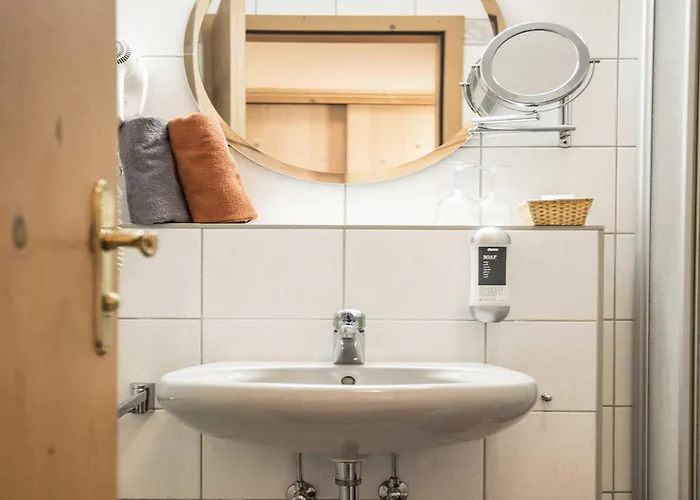 Hotel Landgasthof Weisses Lamm Engelthal