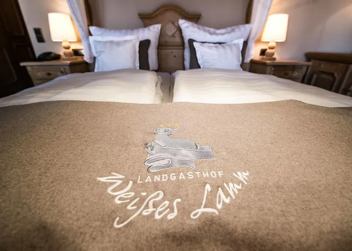 Hotel Landgasthof Weisses Lamm 3*