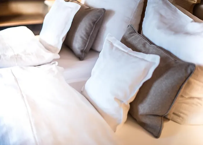 Landgasthof Weisses Lamm Hotel 3*