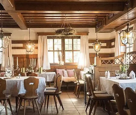 Landgasthof Weisses Lamm Hotel