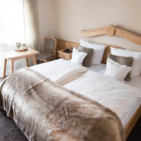 Hotel Landgasthof Weisses Lamm