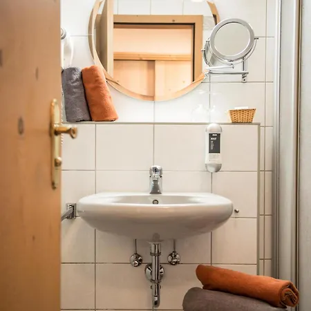 Hotel Landgasthof Weisses Lamm 3*
