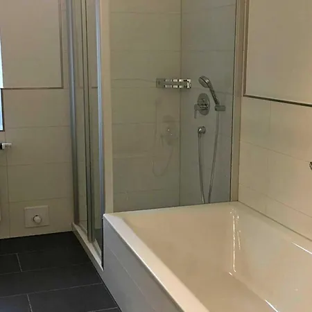 Otel Landgasthof Weisses Lamm
