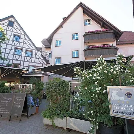 Landgasthof Weisses Lamm Otel 3*