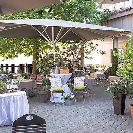 Landgasthof Weisses Lamm 3*