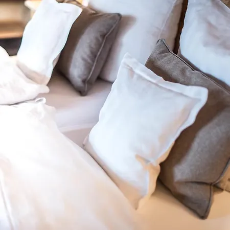 Landgasthof Weisses Lamm Hotel 3*